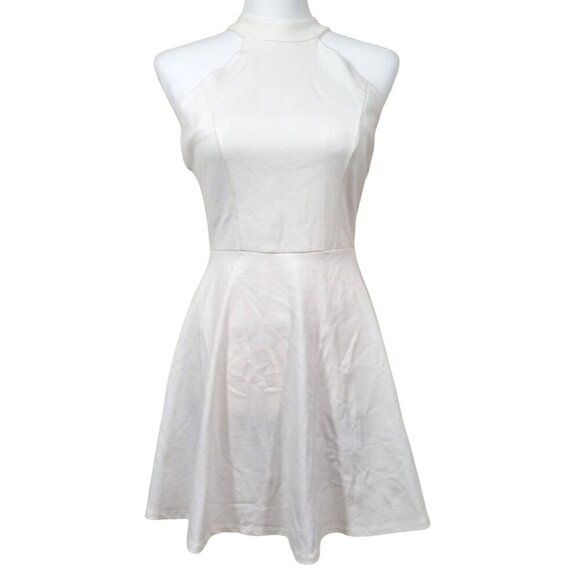 Lulu's Juniors White Halter Lace Back Skater Dress Size Small - Picture 1 of 7